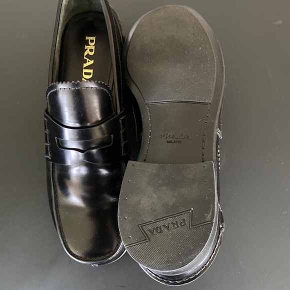 Prada shoes 6.5 uk - Picture 2 of 5